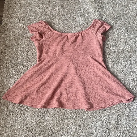 Torrid Dusty Pink Textured Smocked Off Shoulder Babydoll Top CrissCross Surplice - Picture 5 of 10